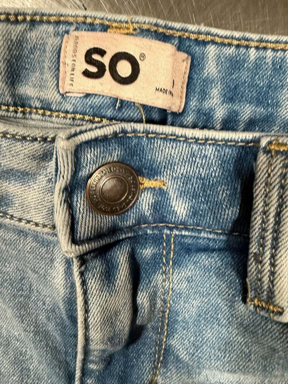 SO Juniors High-Rise Skinny Jeans Light Wash Size 1